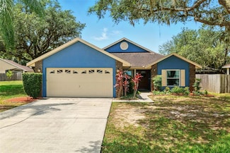 171 Cedarpark Ln, Davenport, FL 33837