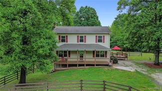 1112 Scotts Bottom Rd, Dillwyn, VA 23936