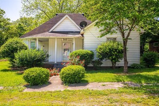 363 3rd St, Guthrie, KY 42234