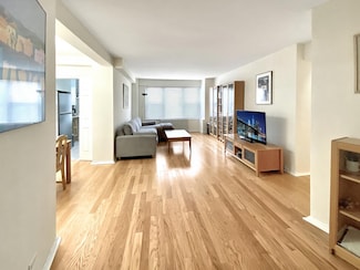 33 Greenwich Ave Unit 6 K, New York, NY 10014