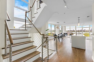 100 Thompson Ln Unit PH-8H, Edgewater, NJ 07020