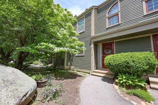 1465 Hooksett Rd Unit 26, Hooksett, NH 03106