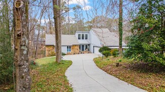 2590 Runic Way, Alpharetta, GA 30022