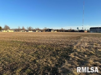015 Harris Rd, East Peoria, IL 61611