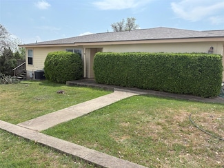 3307 Macarthur Ave Unit B, Lago Vista, TX 78645