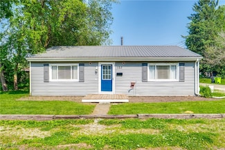 123 Define Ct NE, Navarre, OH 44662