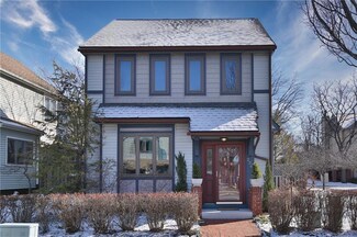 236 S Fitzhugh St, Rochester, NY 14608