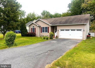 706 Dixon Dr, Stevensville, MD 21666