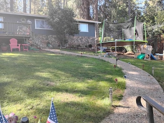 10819 Gold Hill Dr, Grass Valley, CA 95945