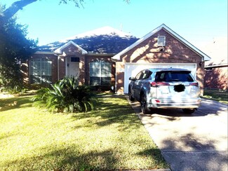 11714 Peachwood Lake Dr, Sugar Land, TX 77498