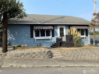 1311 39th St, Everett, WA 98201
