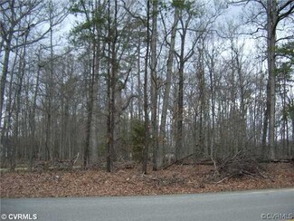 2800 Robious Crossing Dr, Midlothian, VA 23113
