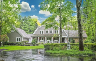 5360 Som Center Rd, Solon, OH 44139