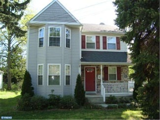 811 Kedron Ave, Morton, PA 19070