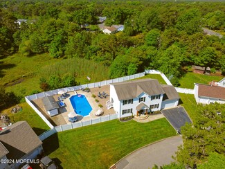 1777 Woodside Rd, Forked River, NJ 08731