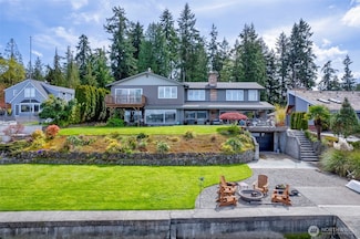 2941 Erlands Beach Loop NW, Bremerton, WA 98312