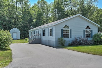 2 Elcona Dr, Keene, NH 03431