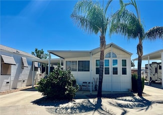 1295 S Cawston Ave Unit 422, Hemet, CA 92545