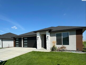 8409 Silver Mound Dr, Pasco, WA 99301