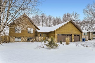 8210 208th St W, Lakeville, MN 55044