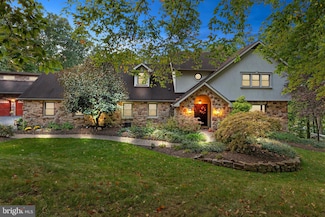 80 High Point W, Huntingdon Valley, PA 19006