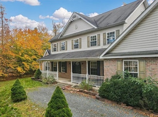 180 Scenic Dr, Blakeslee, PA 18610