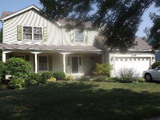 2405 Brockton Cir, Naperville, IL 60565