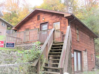 101 W River St, Appalachia, VA 24216