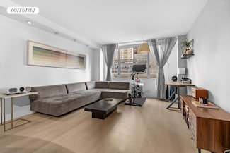 130 W 67th St Unit 8B, New York, NY 10023