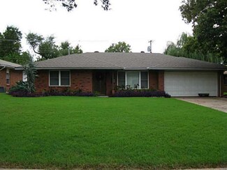 1708 Westminster Place, Oklahoma City, OK 73120