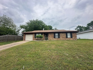 204 Austin Ave, Corsicana, TX 75110