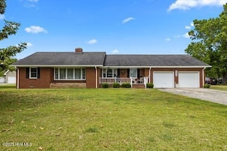 117 Arthur Rd, Beaufort, NC 28516