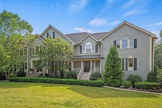 11 Ashford Ln, Andover, MA 01810