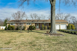 27 Carlton Dr, Tinton Falls, NJ 07724