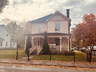 339 W 10th St, Anderson, IN 46016