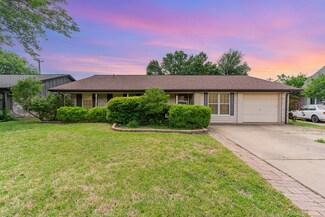 1506 Mcham St, Irving, TX 75062