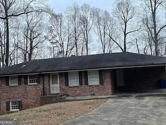 5690 Deerfield Ct, Atlanta, GA 30349