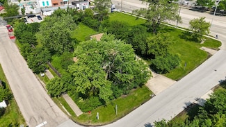 1190 Apple St, Hoffman Estates, IL 60169