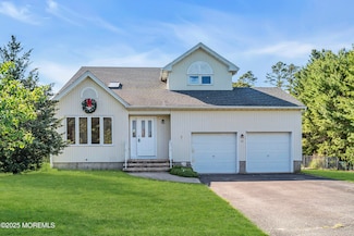 12 Skylark Dr, Jackson, NJ 08527