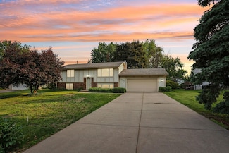 16679 Dublin Rd SE, Prior Lake, MN 55372