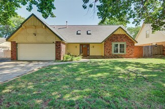 304 W Albuquerque St, Broken Arrow, OK 74011