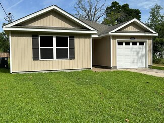 508 Griffith Ave E, Crestview, FL 32539
