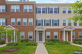 61 Landmark Ln Unit 903, Fair Lawn, NJ 07410