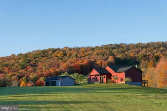 770 Oak Grove Cemetery Rd, Terra Alta, WV 26764
