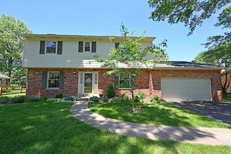 7724 Trailwind Dr, Montgomery, OH 45242