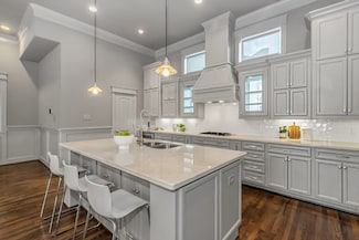 1411 Beachton St, Houston, TX 77007