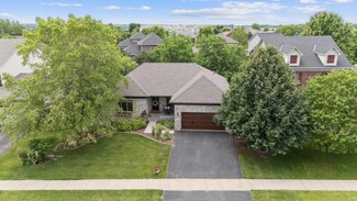 408 Wedgewood Cir, Hudson, WI 54016