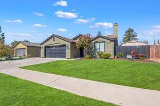 1786 Cochran Ave, Tulare, CA 93274