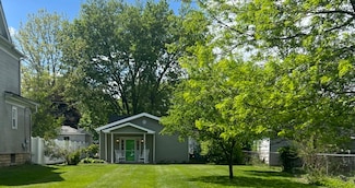 833 S 5th Ave, Kankakee, IL 60901