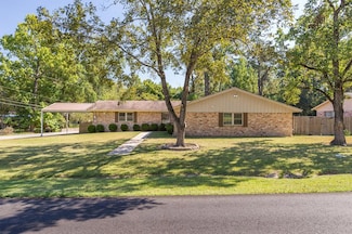 916 Circle Dr, Lufkin, TX 75901